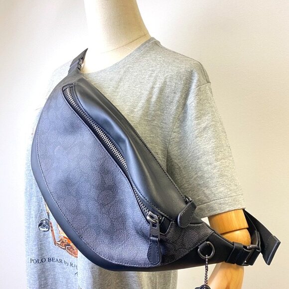 NWT Coach CV926 Warren Belt Bag in Signature Canvas, Charcoal Black - Picture 1 of 6